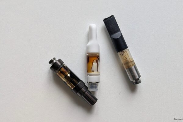 Vaporizer vape cartridges